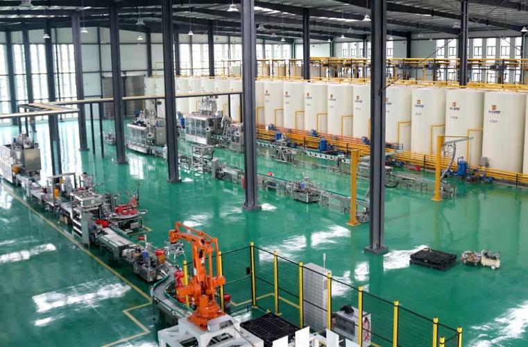哈弗润滑油:十年专注打造用户满意产品 智慧4.0工厂为品牌保驾护航